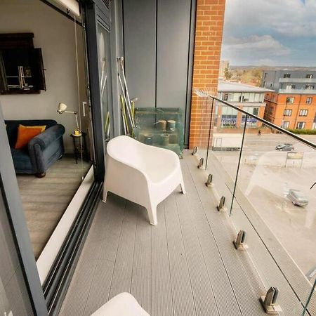 Easystay Bath Road Slough Exterior photo
