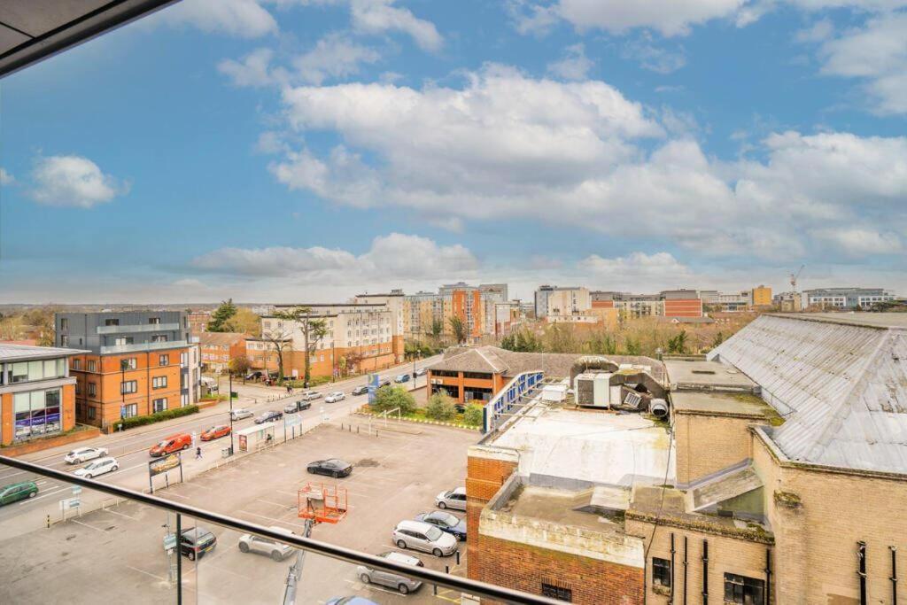 Easystay Bath Road Slough Exterior photo
